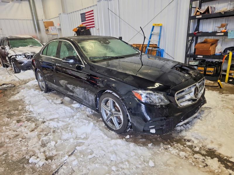Photo 4 from auction – 2018 MERCEDES-BENZ E 300 4MAT with VIN WDDZF4KB2JA318005