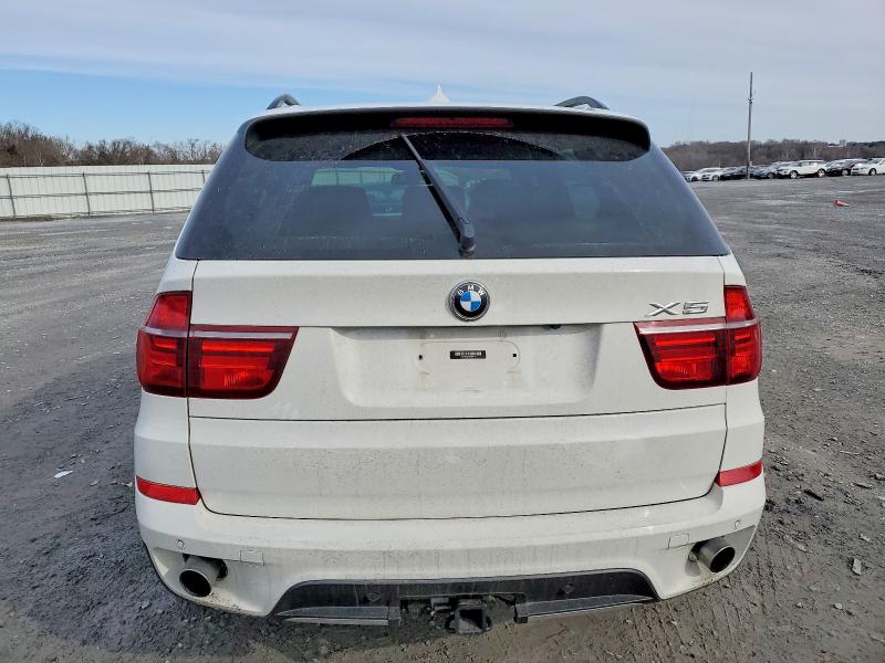 Photo 6 from auction – 2013 BMW X5 XDRIVE3 with VIN 5UXZW0C55D0B91791