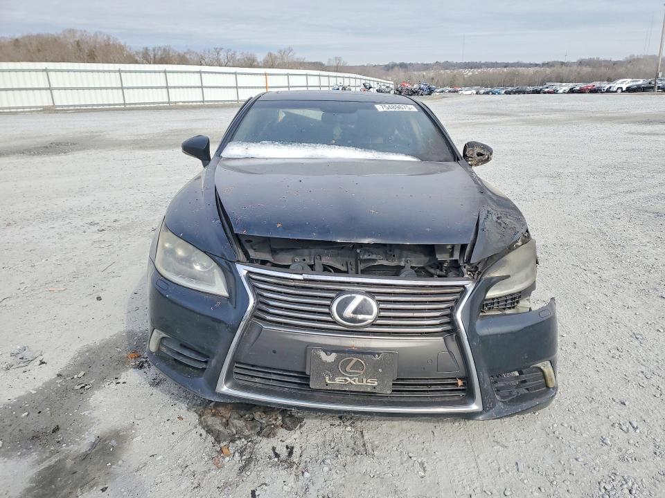 Photo 5 from auction – 2013 LEXUS LS 460L with VIN JTHDL5EF2D5005582