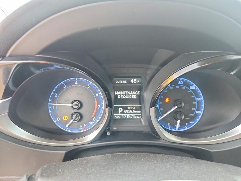 Photo 9 from auction – 2014 TOYOTA COROLLA L with VIN 5YFBURHE5EP140852
