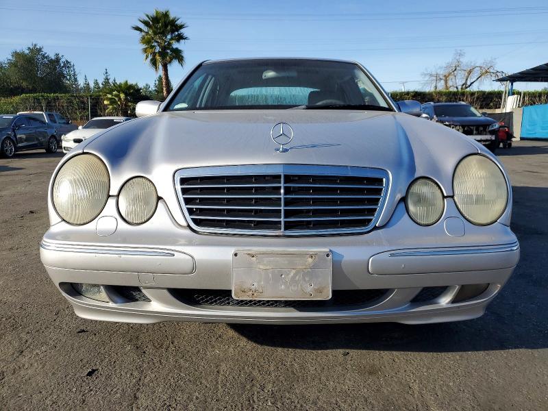 Photo 5 from auction – 2002 MERCEDES-BENZ E 430 with VIN WDBJF83J62X070536