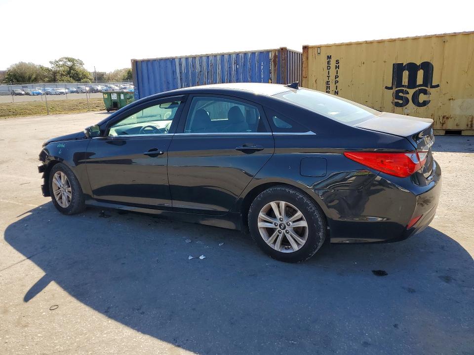 Photo 2 from auction – 2014 HYUNDAI SONATA GLS with VIN 5NPEB4AC5EH841614