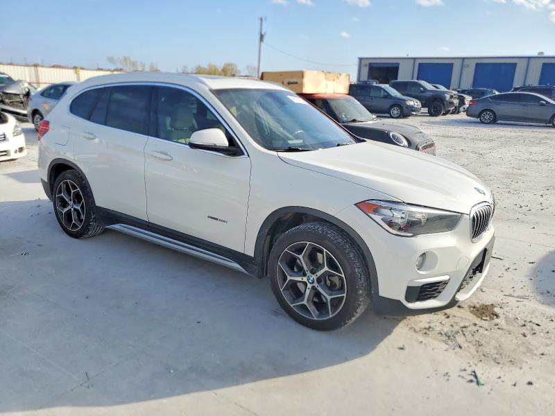 Photo 4 from auction – 2018 BMW X1 with VIN WBXHU7C33J5H44241