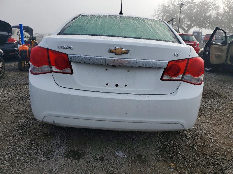 Photo 6 from auction – 2014 CHEVROLET CRUZE with VIN 1G1PC5SB0E7368817