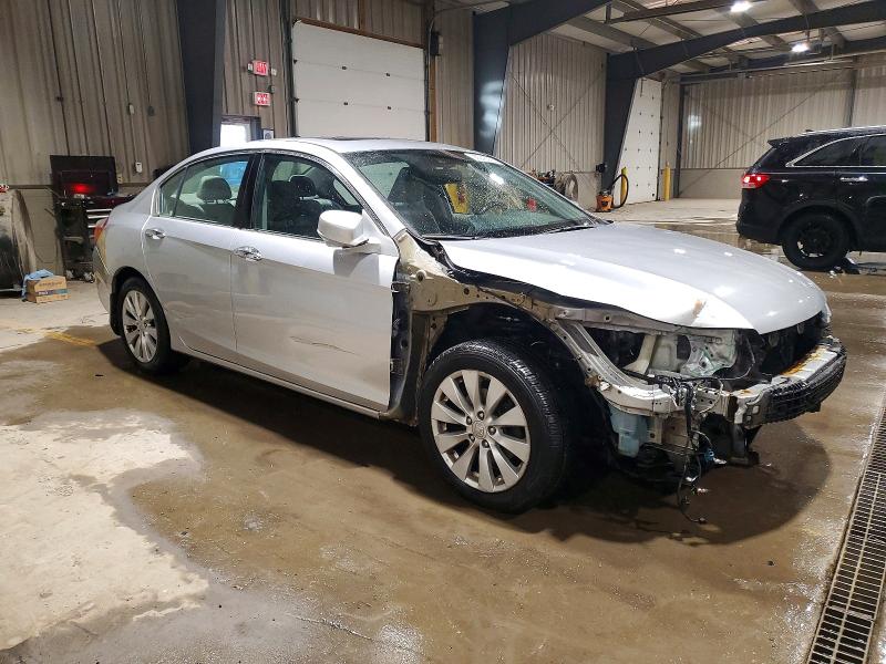 Photo 4 from auction – 2014 HONDA ACCORD with VIN 1HGCR3F8XEA014265