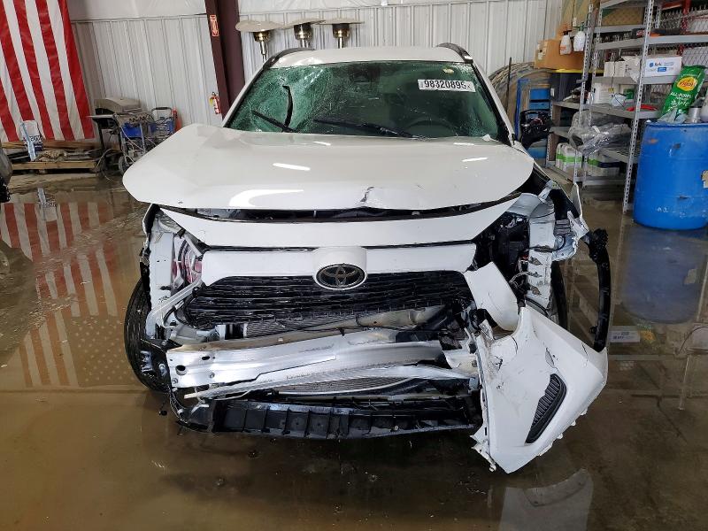 Photo 5 from auction – 2024 TOYOTA RAV4 XLE with VIN 2T3P1RFV4RC395930