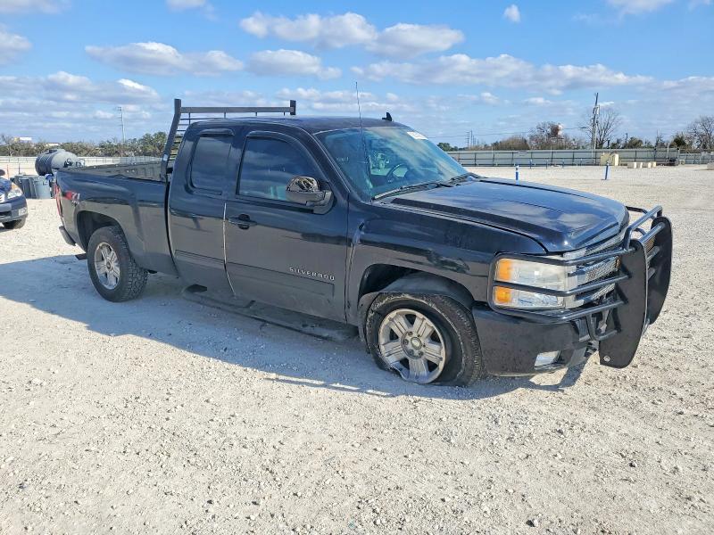 Photo 4 from auction – 2010 CHEVROLET SILVERADO with VIN 1GCSKTE3XAZ157006