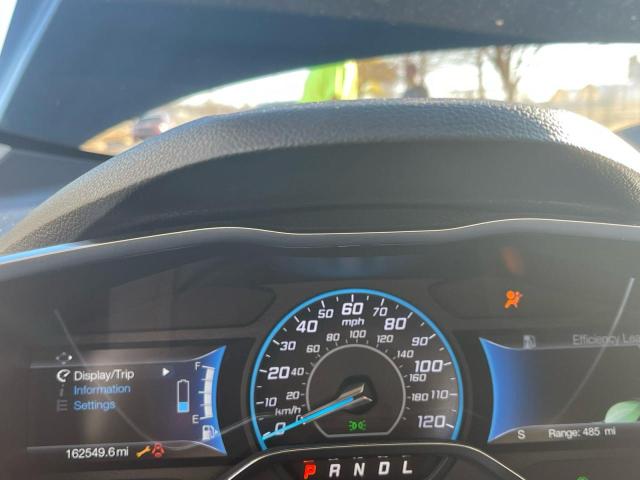 Photo 8 from auction – 2017 FORD C-MAX SE with VIN 1FADP5EU7HL108136