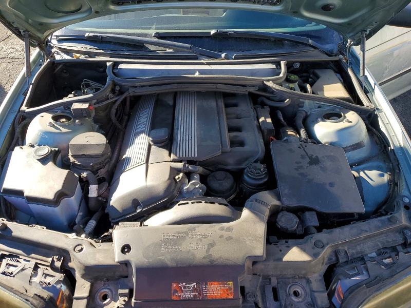 Photo 11 from auction – 2003 BMW 325 XI with VIN WBAEU33403PM56129