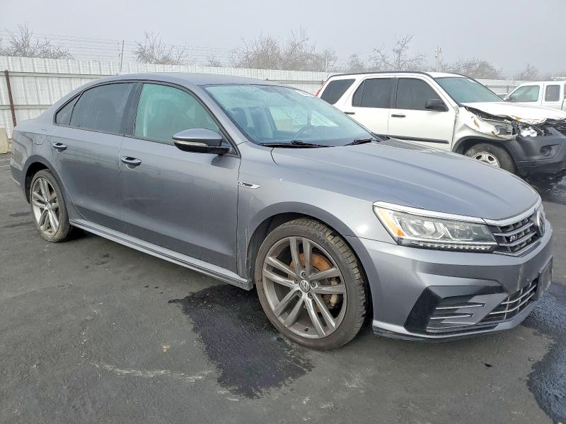 Photo 4 from auction – 2018 VOLKSWAGEN PASSAT S with VIN 1VWAA7A33JC011607