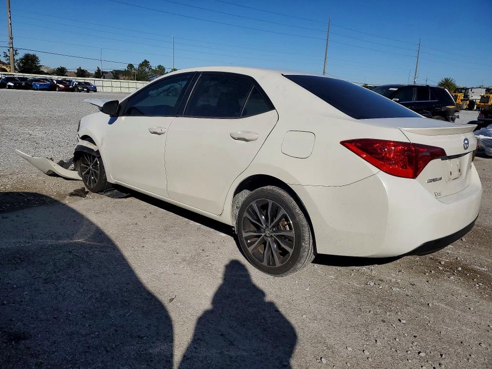 Photo 2 from auction – 2018 TOYOTA COROLLA with VIN 5YFBURHE1JP786111