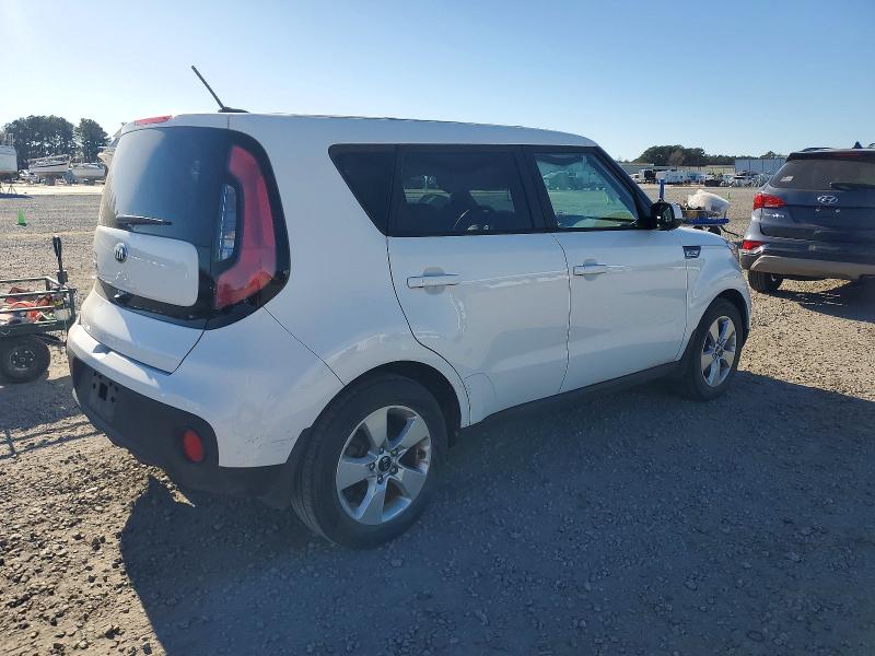 Photo 3 from auction – 2017 KIA SOUL with VIN KNDJN2A28H7455926