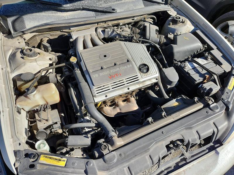 Photo 12 from auction – 2000 LEXUS ES 300 with VIN JT8BF28G5Y5076119