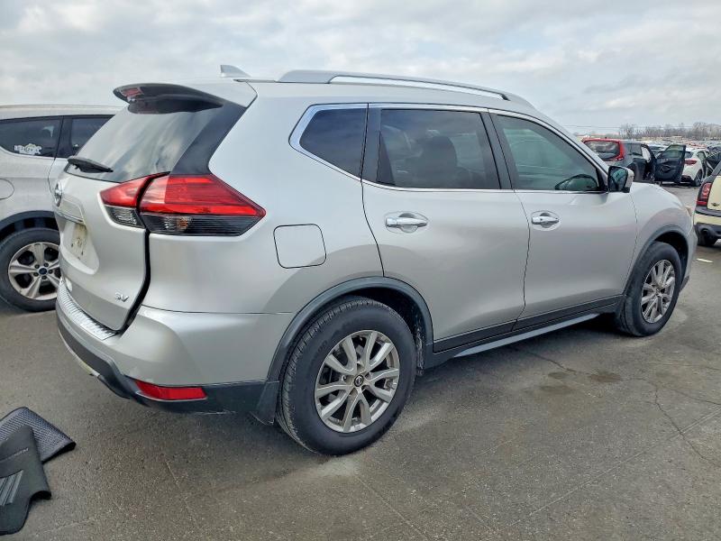 Photo 3 from auction – 2017 NISSAN ROGUE S with VIN JN8AT2MT9HW406027