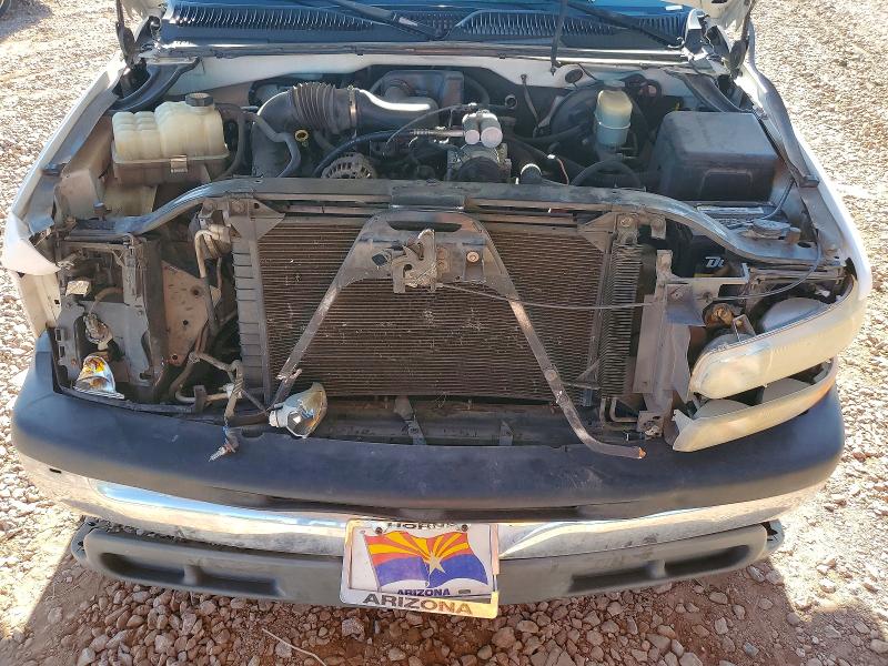 Photo 11 from auction – 2001 CHEVROLET SILVERADO with VIN 1GCEC14W11Z175162
