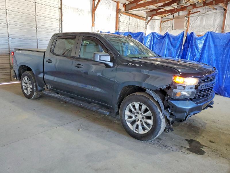 Photo 4 from auction – 2019 CHEVROLET SILVERADO with VIN 1GCUYBEF0KZ232177