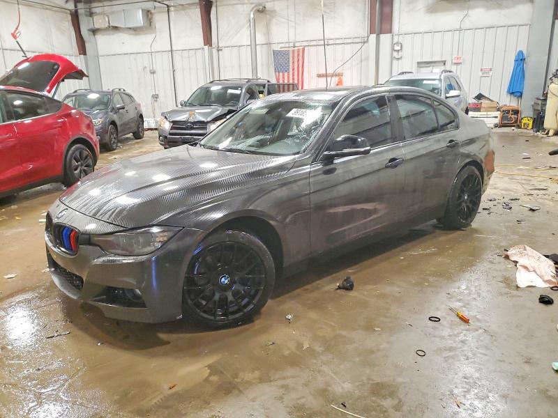BMW 328 XI 2013 with VIN WBA3B3G52DNR80296 - Photo from auction
