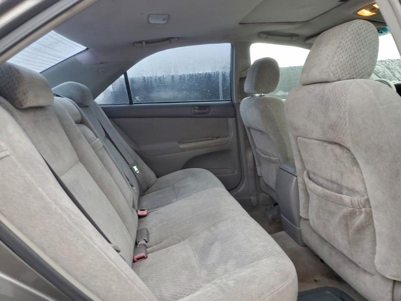 Photo 10 from auction – 2004 TOYOTA CAMRY LE with VIN 4T1BE30K44U796730
