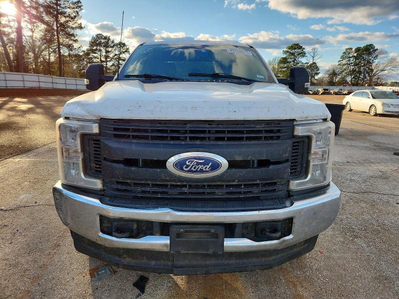Photo 5 from auction – 2019 FORD F250 SUPER with VIN 1FT7W2B63KEC43639