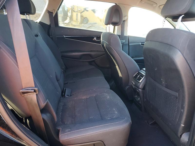 Photo 11 from auction – 2016 KIA SORENTO LX with VIN 5XYPGDA3XGG006595