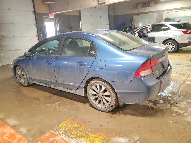 Photo 2 from auction – 2010 HONDA CIVIC with VIN 19XFA1F9XAE000020