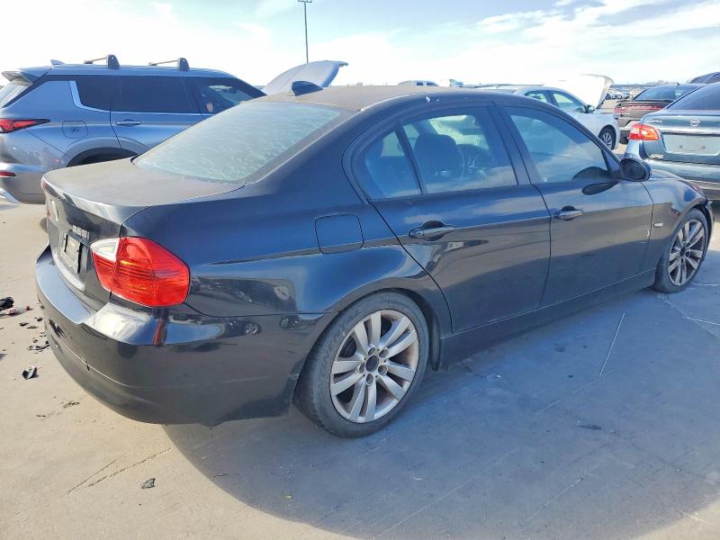Photo 3 from auction – 2006 BMW 325 I with VIN WBAVB13566PT11555