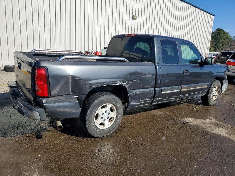 Photo 3 from auction – 2003 CHEVROLET SILVERADO with VIN 2GCEC19VX31403851
