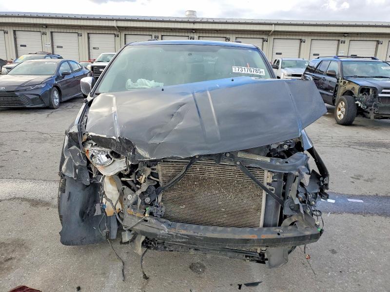 Photo 5 from auction – 2012 CHRYSLER TOWN & COU with VIN 2C4RC1CG2CR339463
