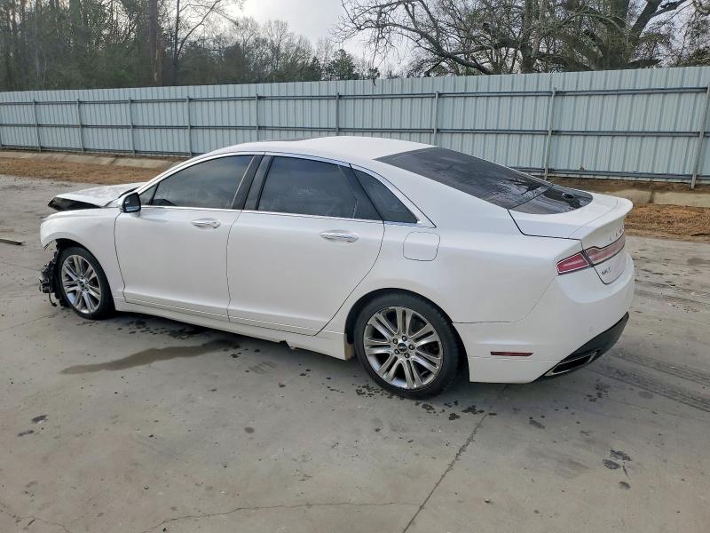 Photo 2 from auction – 2016 LINCOLN TOWNHOUSE MKZ with VIN 3LN6L2J91GR604852