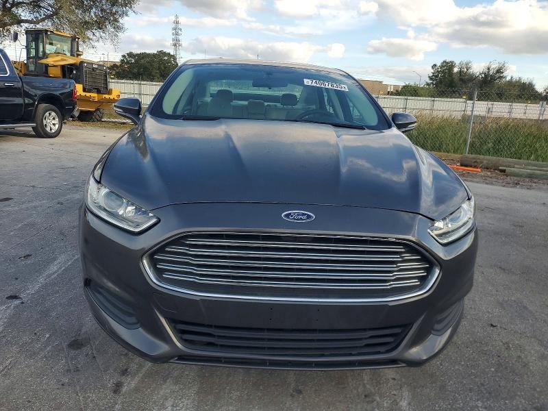 Photo 5 from auction – 2016 FORD FUSION with VIN 3FA6P0H76GR287819