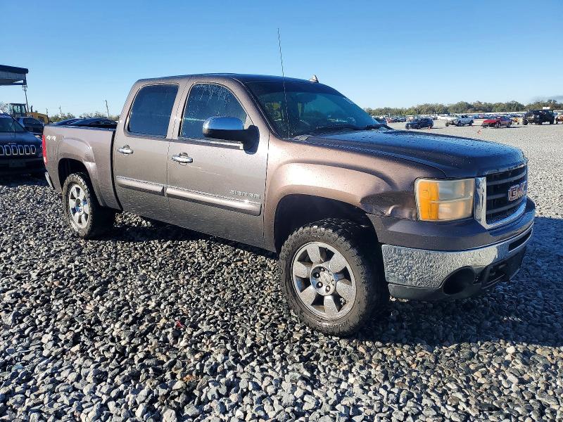 Photo 4 from auction – 2011 GMC SIERRA with VIN 3GTP2VE31BG256137