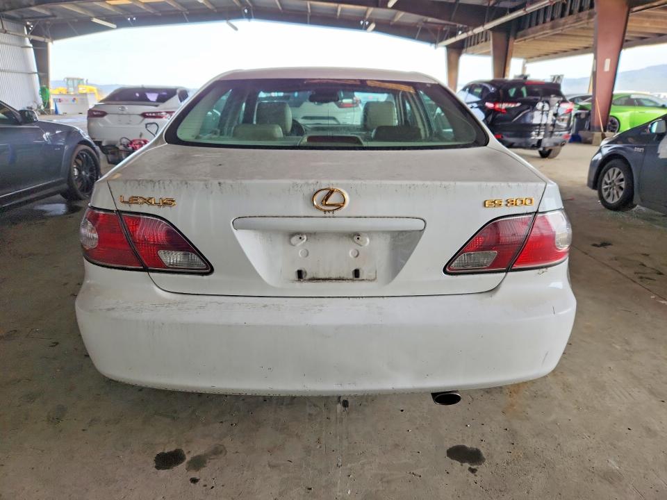 Photo 6 from auction – 2002 LEXUS ES 300 with VIN JTHBF30G120065561