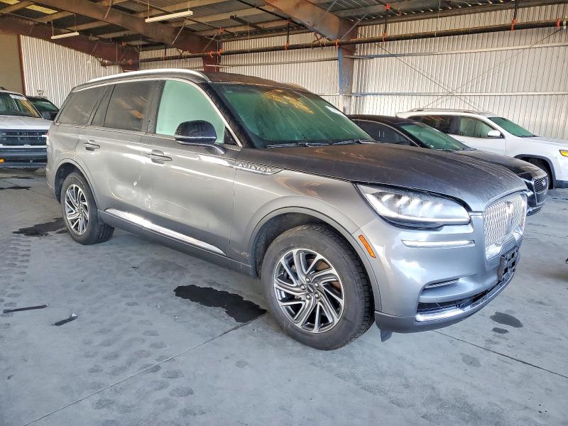 Photo 4 from auction – 2023 LINCOLN AVIATOR with VIN 5LM5J6XC1PGL27684