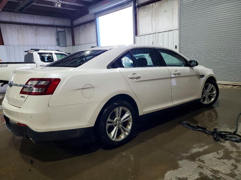 Photo 3 from auction – 2016 FORD TAURUS SEL with VIN 1FAHP2E83GG138616
