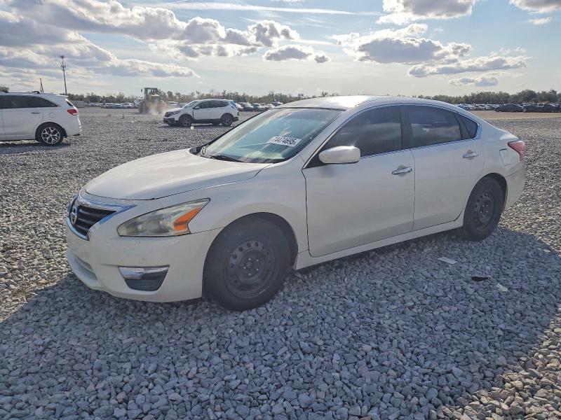NISSAN ALTIMA 2.5 2013 with VIN 1N4AL3AP4DC252949 - Photo from auction