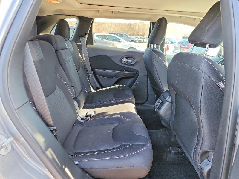 Photo 11 from auction – 2015 JEEP CHEROKEE L with VIN 1C4PJMCS6FW551314