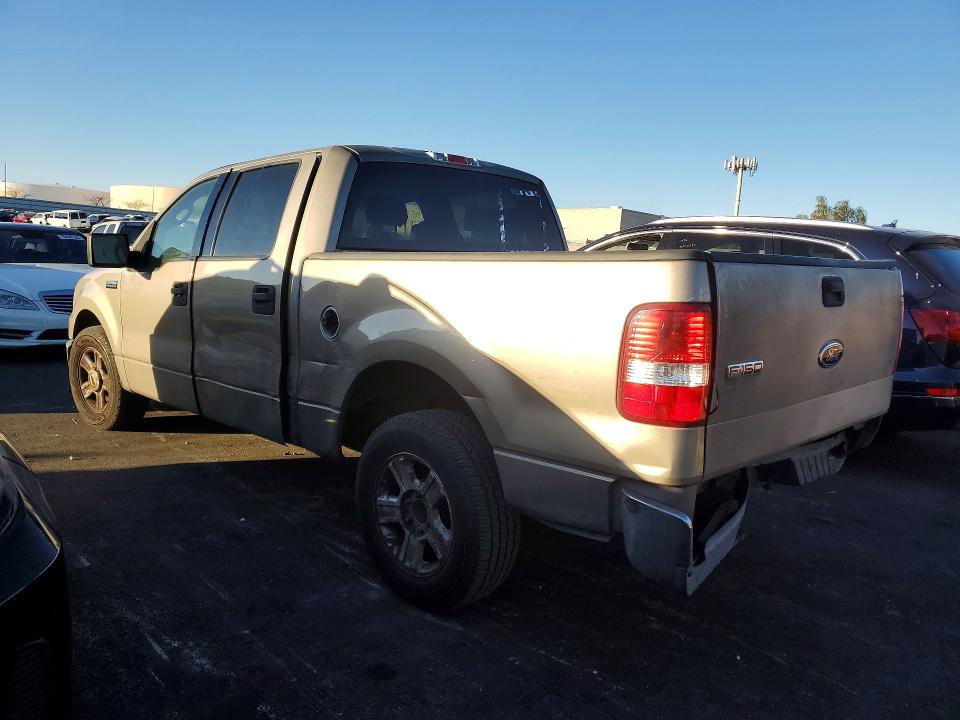 Photo 2 from auction – 2004 FORD F150 SUPER with VIN 1FTRW12W74KB71397