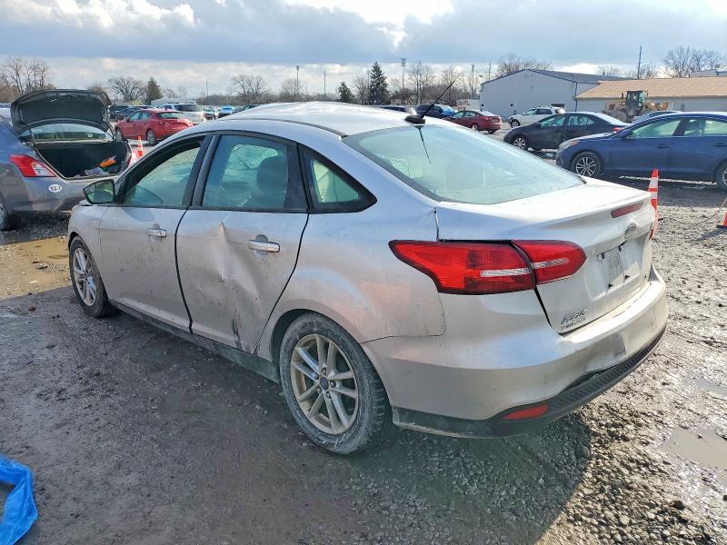 Photo 2 from auction – 2015 FORD FOCUS SE with VIN 1FADP3F24FL276931