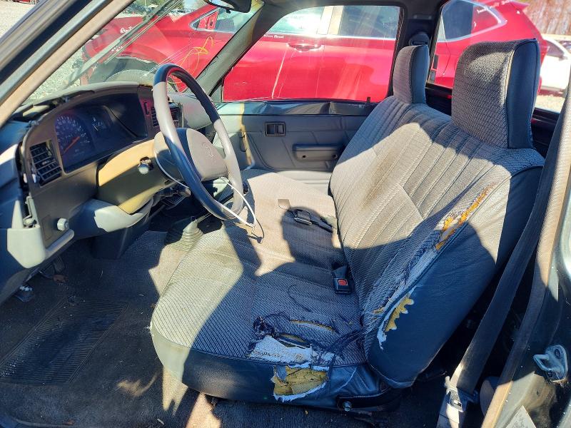 Photo 7 from auction – 1992 TOYOTA PICKUP 1/2 with VIN 4TARN81A2NZ032994