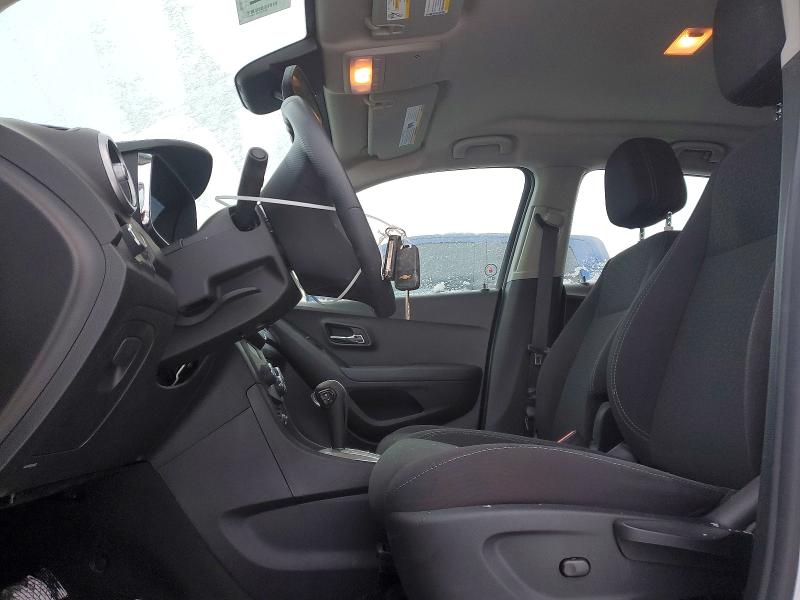 Photo 7 from auction – 2015 CHEVROLET TRAX LS with VIN 3GNCJKSB7FL255204
