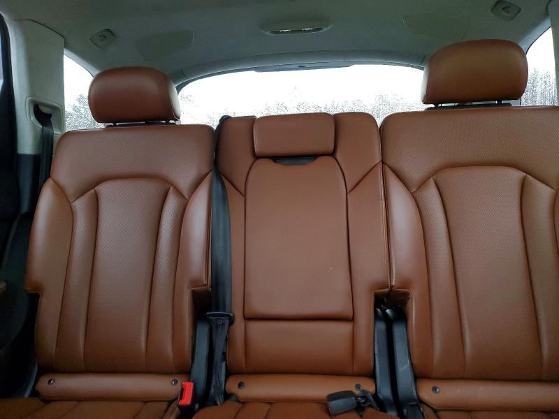 Photo 10 from auction – 2017 AUDI Q7 with VIN WA1VAAF78HD040788