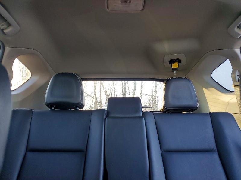 Photo 10 from auction – 2016 TOYOTA RAV4 LIMIT with VIN 2T3DFREV6GW479586
