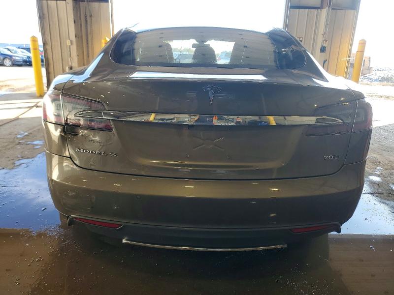 Photo 6 from auction – 2015 TESLA MODEL S 70 with VIN 5YJSA1S24FF095523