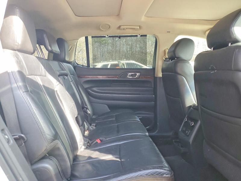 Photo 11 from auction – 2014 LINCOLN MKT with VIN 2LMHJ5AT3EBL50430