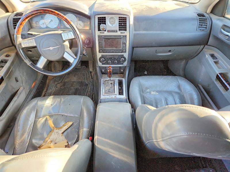 Photo 8 from auction – 2005 CHRYSLER 300C with VIN 2C3AA63H55H148433