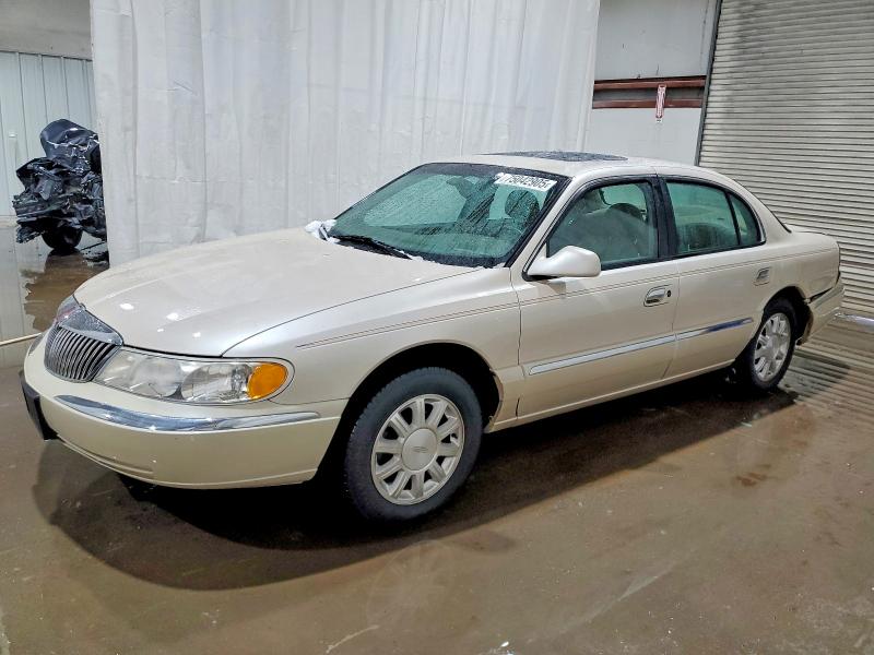 LINCOLN CONTINENTA 2001 with VIN 1LNHM97VX1Y616218 - Photo from auction