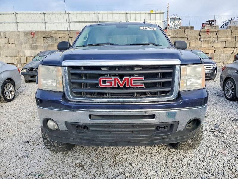 Photo 5 from auction – 2011 GMC SIERRA K15 with VIN 1GTR2VE36BZ136830