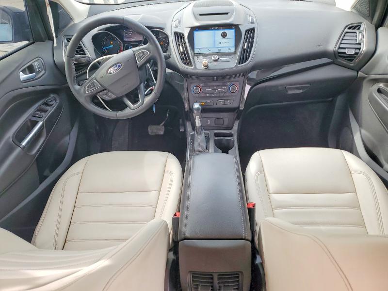 Photo 8 from auction – 2018 FORD ESCAPE with VIN 1FMCU9HD7JUC48443
