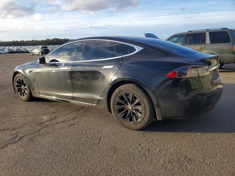 Photo 2 from auction – 2018 TESLA MODEL S with VIN 5YJSA1E21JF244362