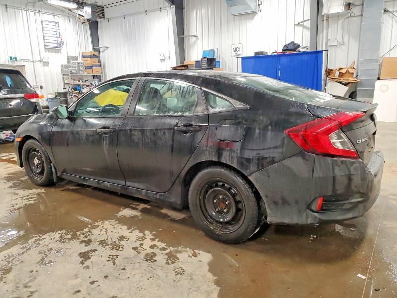 Photo 2 from auction – 2018 HONDA CIVIC LX with VIN 2HGFC2F68JH022304
